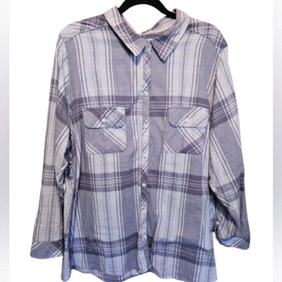 croft & barrow Tops - Croft & Barrow Grey Plaid Shirt
